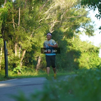 Runner Photo 1706754