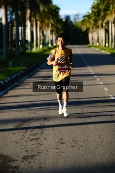 Runner Photo 1706896