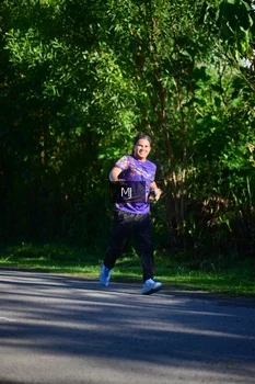 Runner Photo 1706995