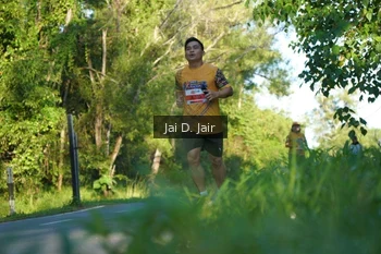 Runner Photo 1707370