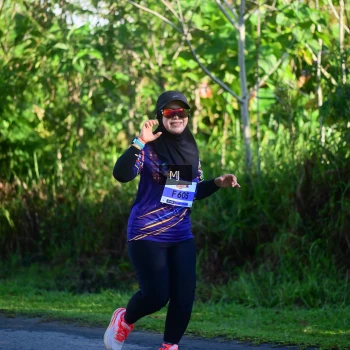 Runner Photo 1707386