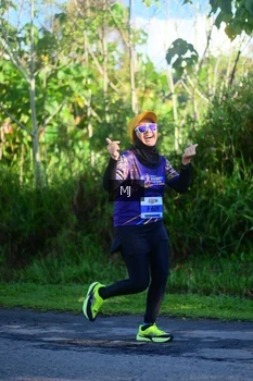 Runner Photo 1707433