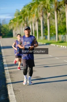 Runner Photo 1707454