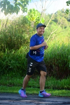 Runner Photo 1707534
