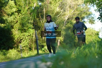 Runner Photo 1707555