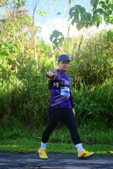 Runner Photo 1707703