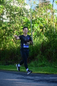 Runner Photo 1708039