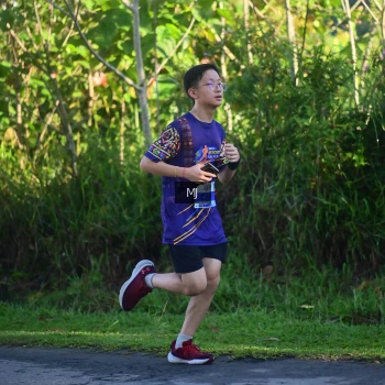 Runner Photo 1708090