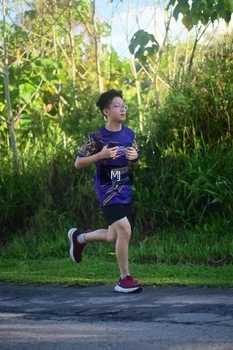 Runner Photo 1708104