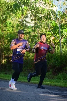 Runner Photo 1708114