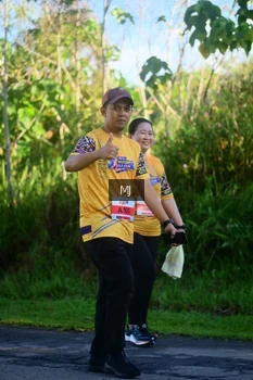 Runner Photo 1708493