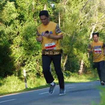 Runner Photo 1708515