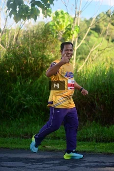 Runner Photo 1708519