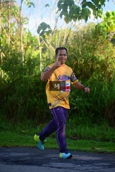 Runner Photo 1708528