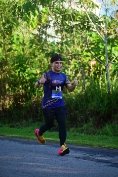 Runner Photo 1708597