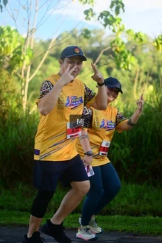Runner Photo 1708638
