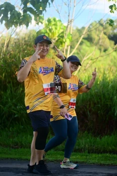 Runner Photo 1708647