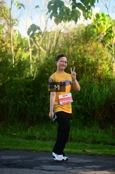 Runner Photo 1708878