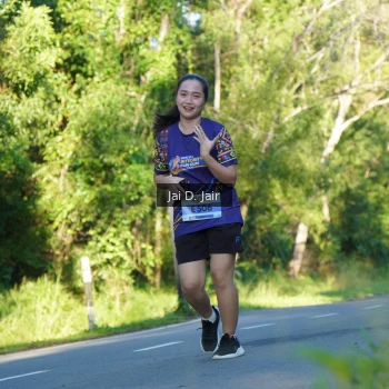 Runner Photo 1709105