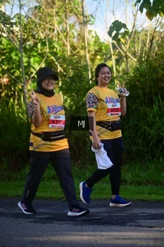 Runner Photo 1709131