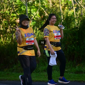 Runner Photo 1709143