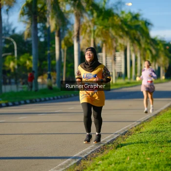 Runner Photo 1709145