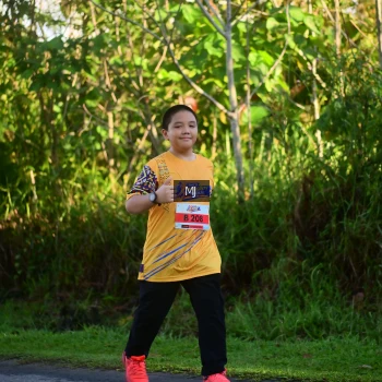 Runner Photo 1709441