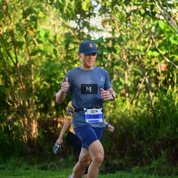 Runner Photo 1709453