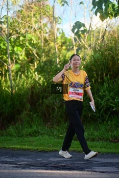Runner Photo 1709590