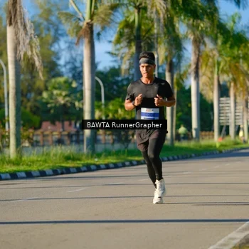 Runner Photo 1709727