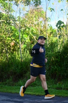 Runner Photo 1709742