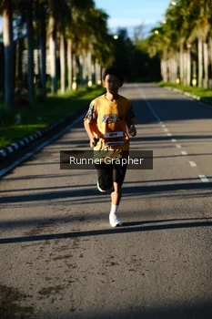 Runner Photo 1710053