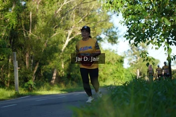 Runner Photo 1710061