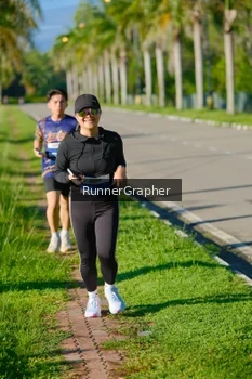 Runner Photo 1710084