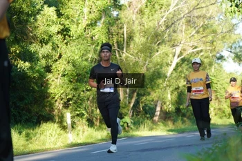 Runner Photo 1710194