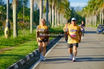 Runner Photo 1710223