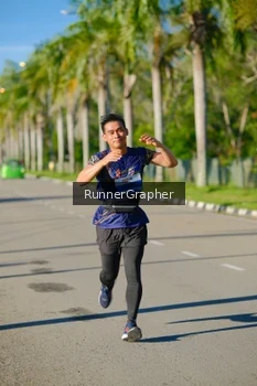 Runner Photo 1710424