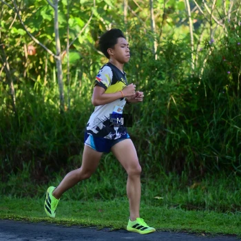 Runner Photo 1710693