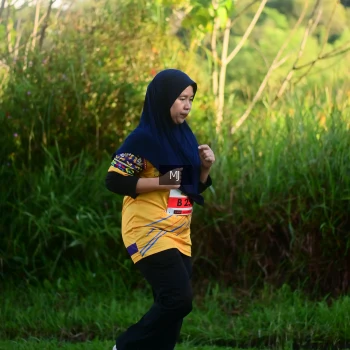 Runner Photo 1710736