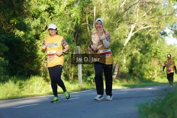 Runner Photo 1710787
