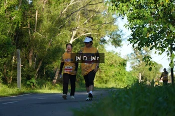 Runner Photo 1710842