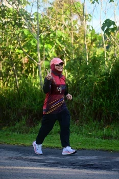 Runner Photo 1710859