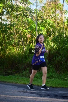 Runner Photo 1710981