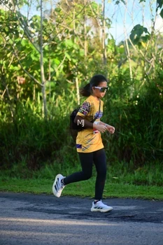 Runner Photo 1711143