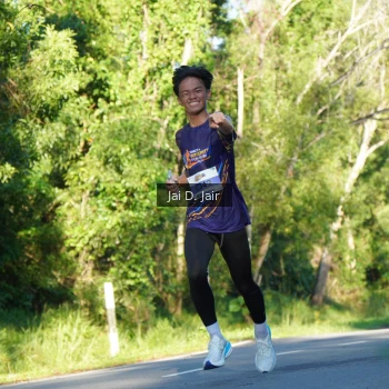 Runner Photo 1711550