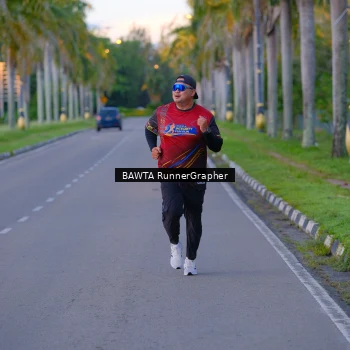 Runner Photo 1711877