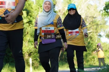 Runner Photo 1712174