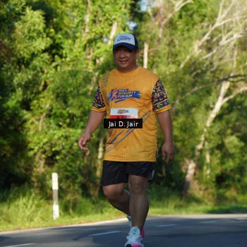 Runner Photo 1712342