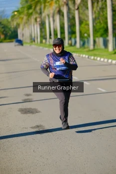 Runner Photo 1712456