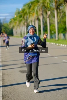 Runner Photo 1712489